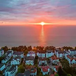 Haus Godewind 14 Mit Strandkorb * بينز
